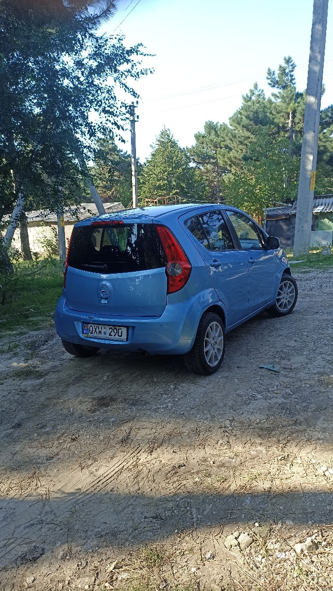 Opel Agila foto 4