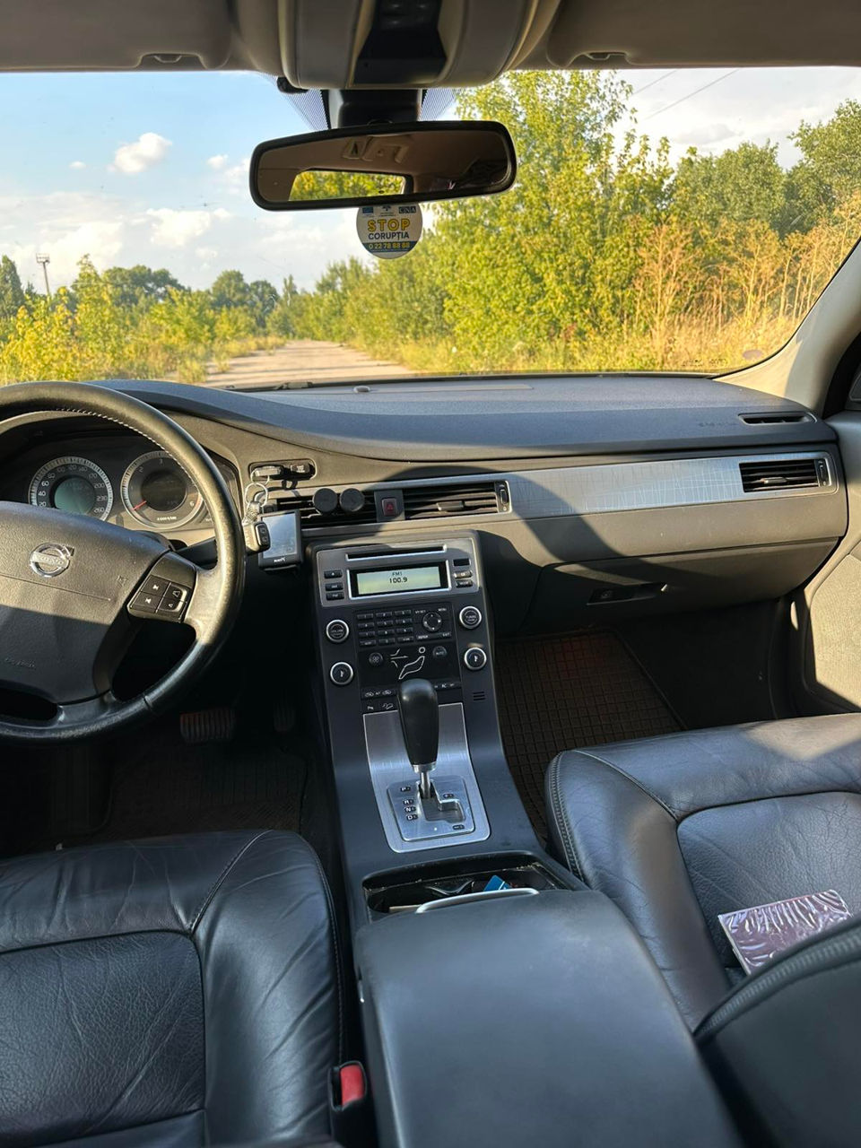 Volvo XC70 фото 1
