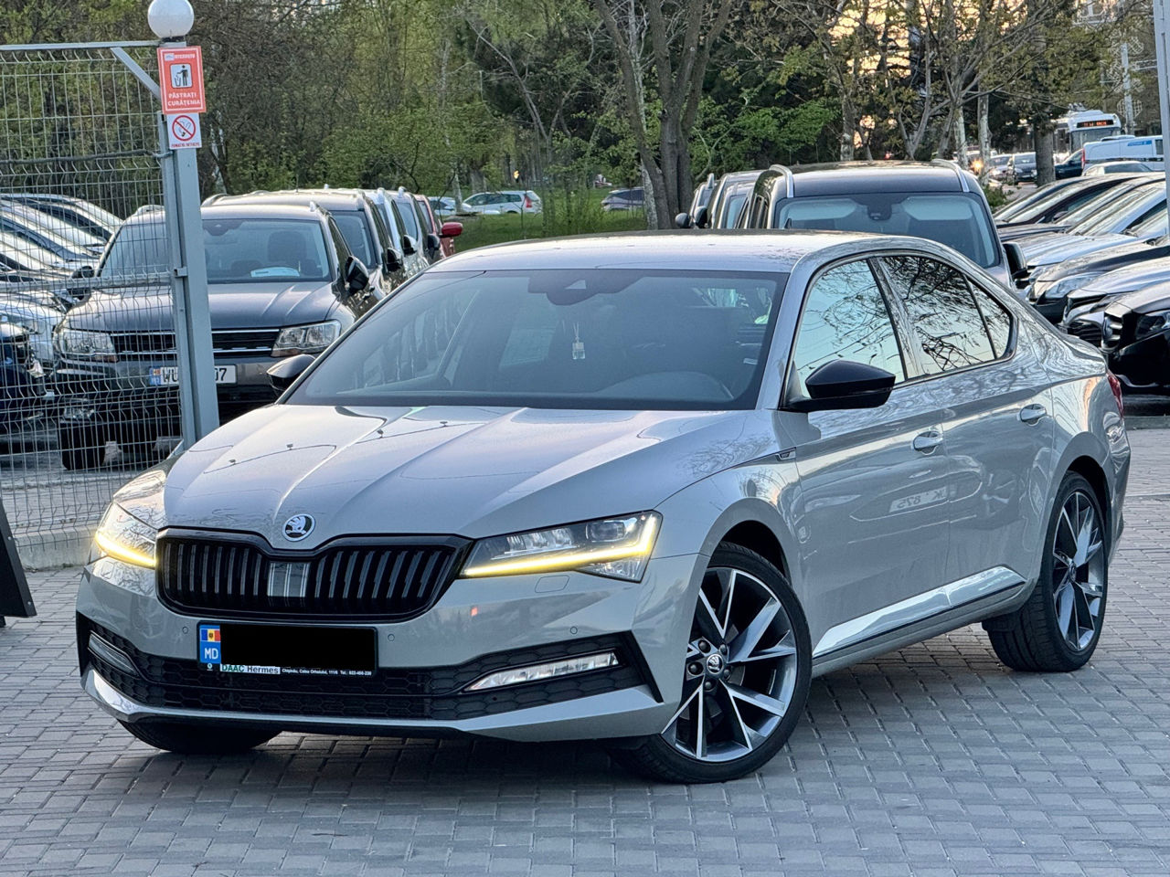 Skoda Superb foto 2