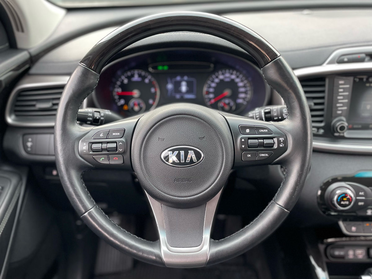 KIA Sorento foto 11