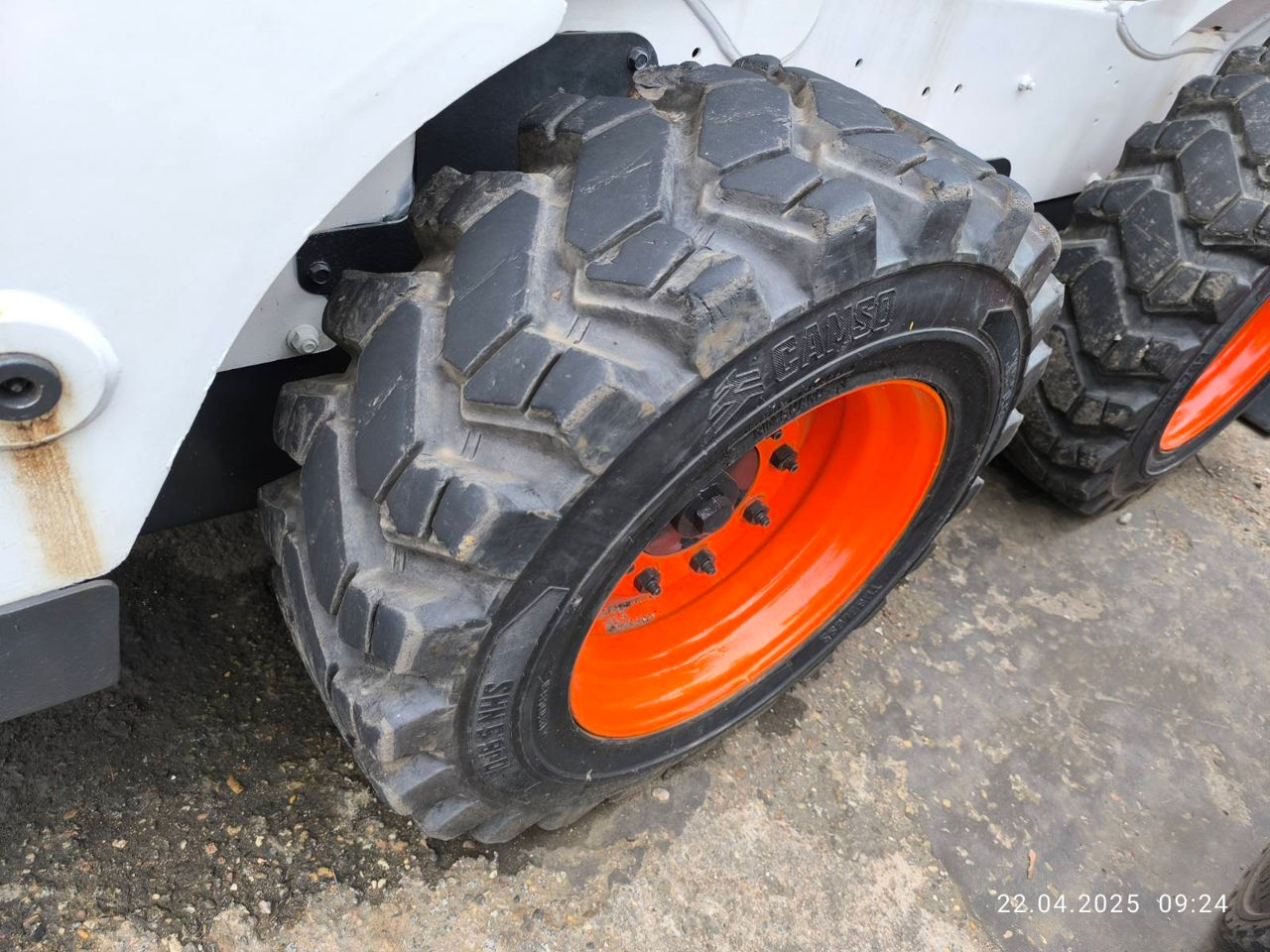 Погрузчик с бортовым поворотом Bobcat S 530, 2013, 2320 м/ч foto 10