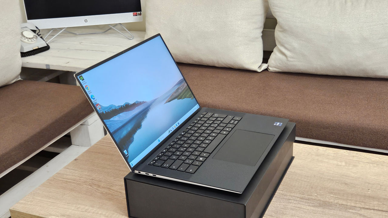 Ca NOU! Dell XPS 15 (i7 11800H/RTX 3050Ti 4Gb/ 32Gb/ 1Tb NVMe) foto 3