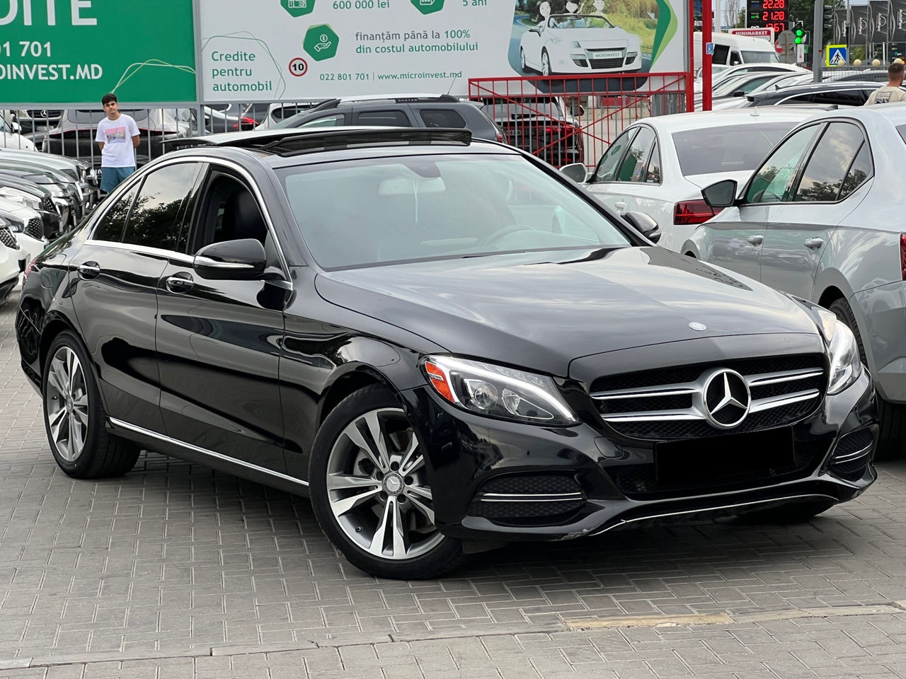 Mercedes C-Class foto 3