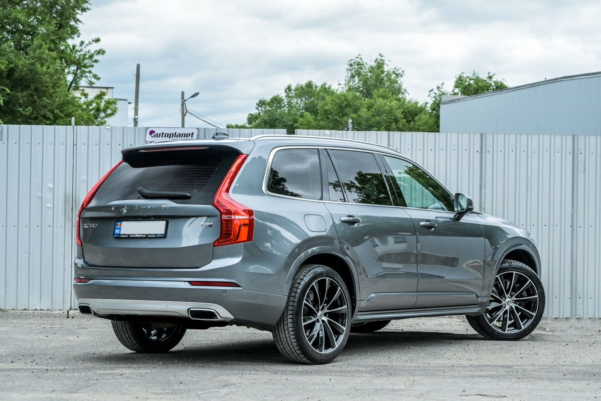 Volvo XC90 foto 2