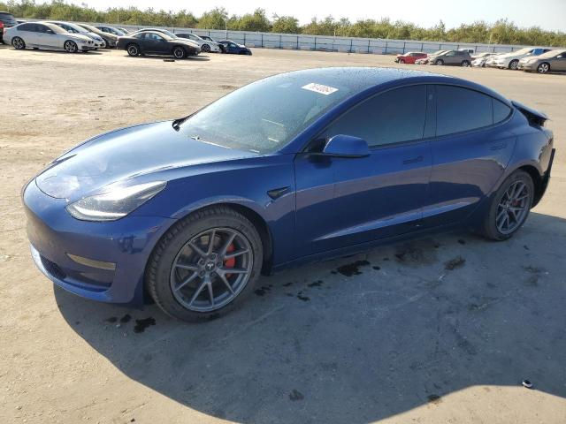 Tesla Model 3 foto 0