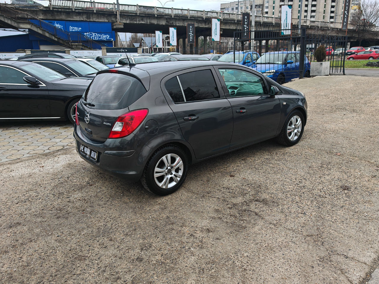 Opel Corsa фото 5
