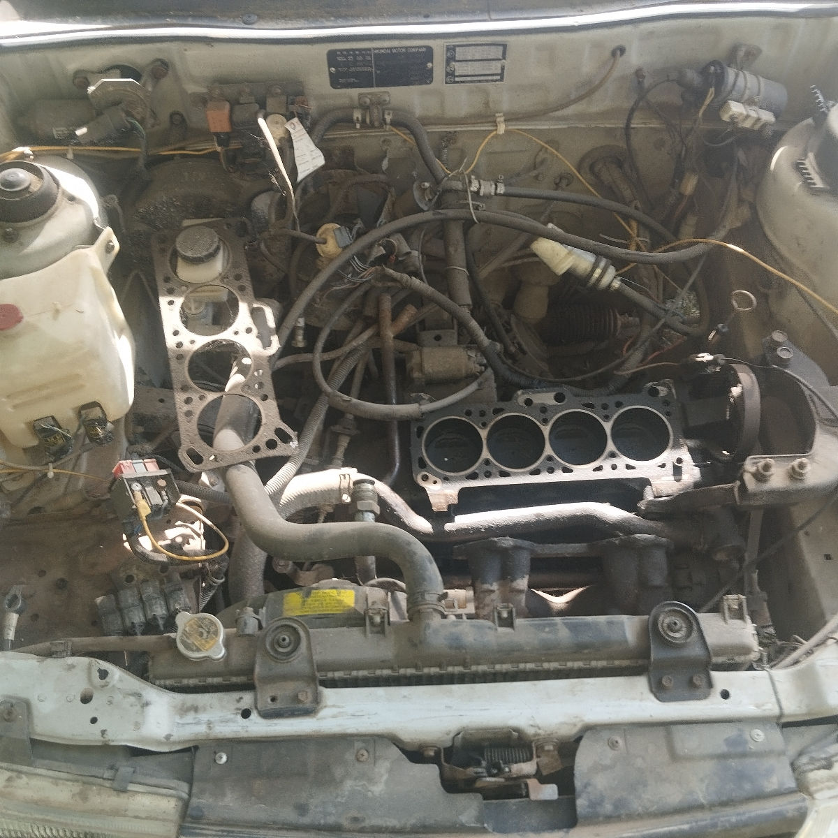 Hyundai Pony foto 3