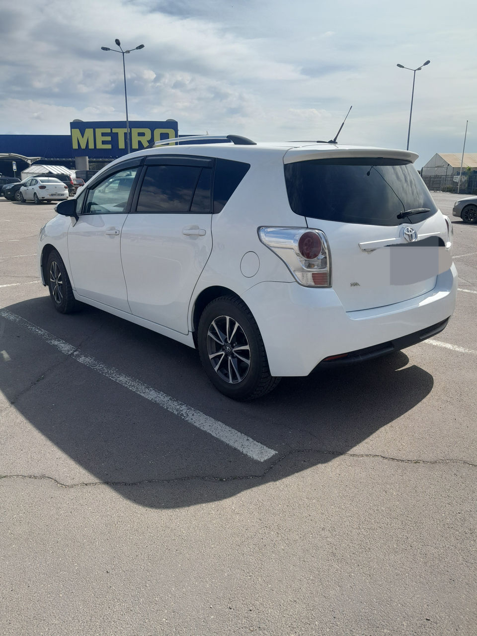 Toyota Verso foto 1
