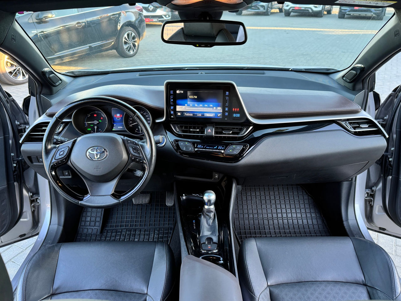 Toyota C-HR foto 7