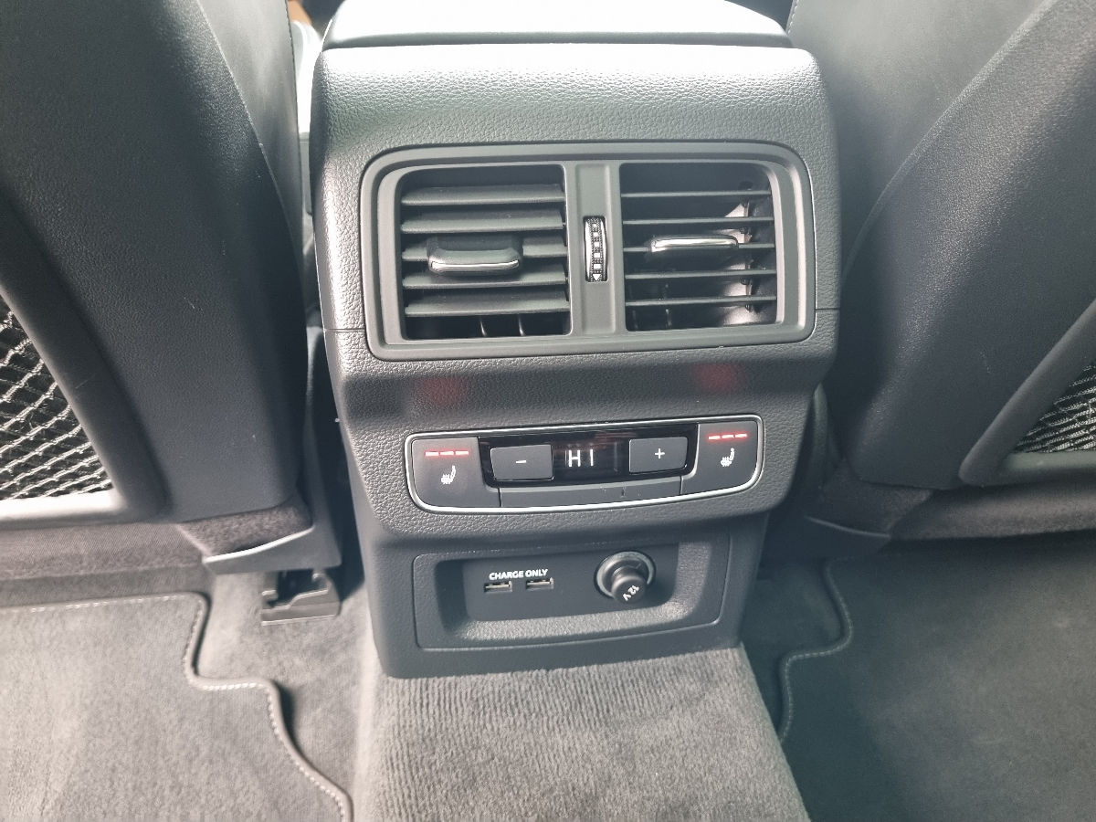 Audi Q5 2020 photo 15