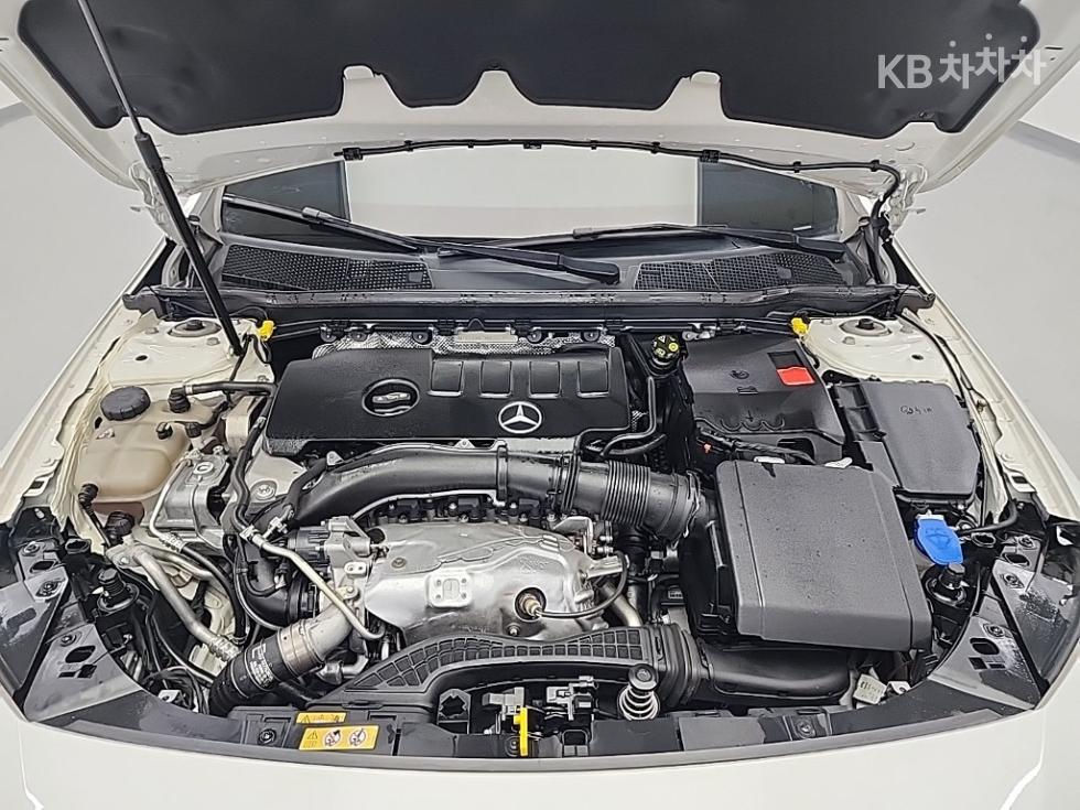 Mercedes CLA фото 4