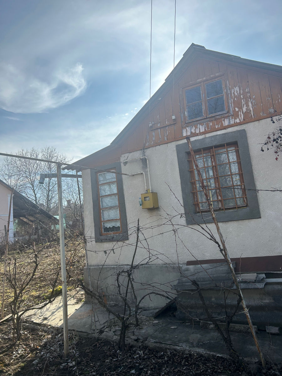 Casa-vila Ialoveni  foto 2