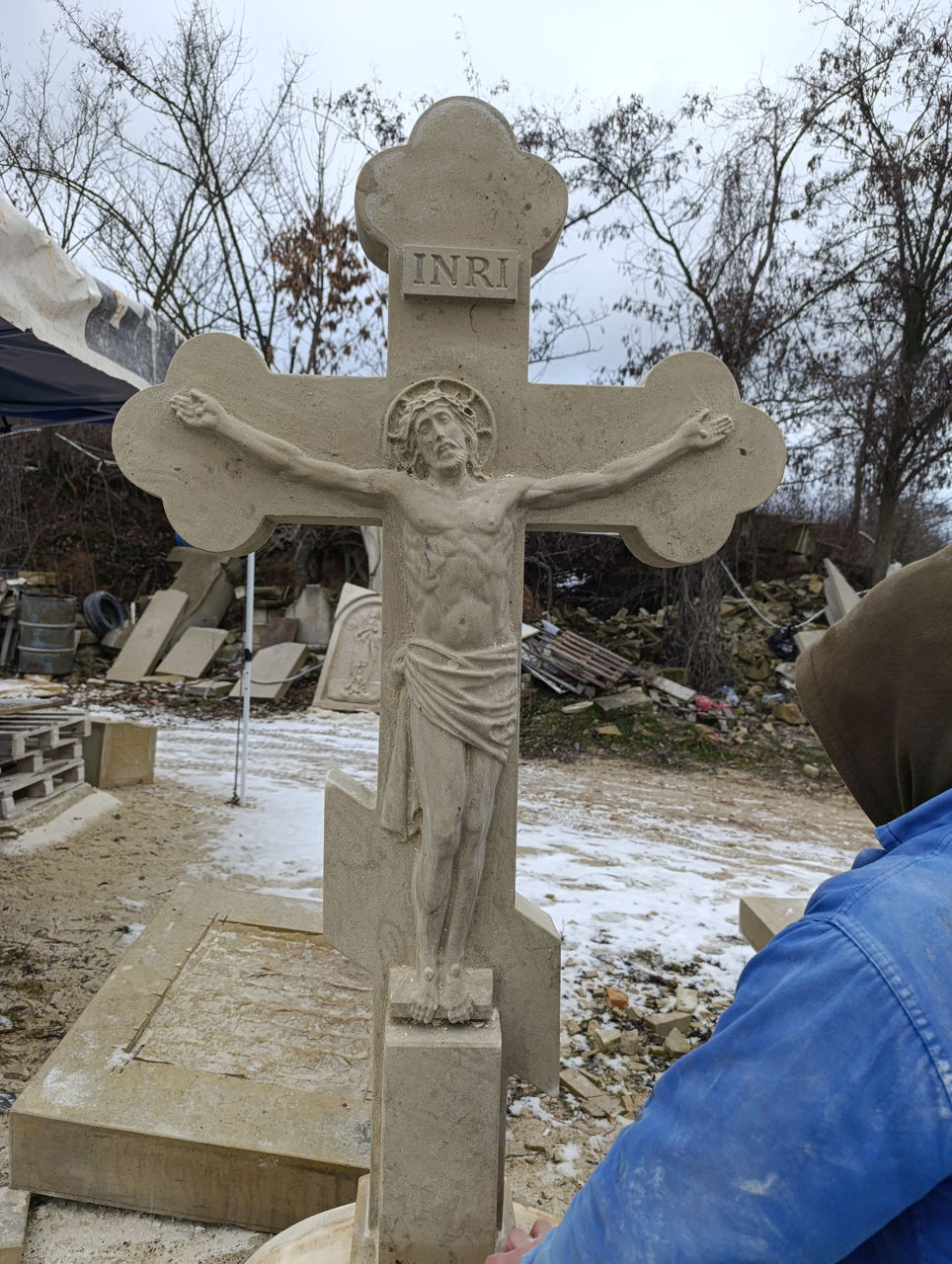 Sculpturi din piatră de Cosăuţi. фото 8