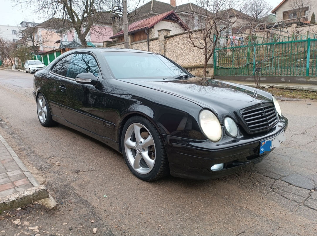 Mercedes CLK Class foto 1