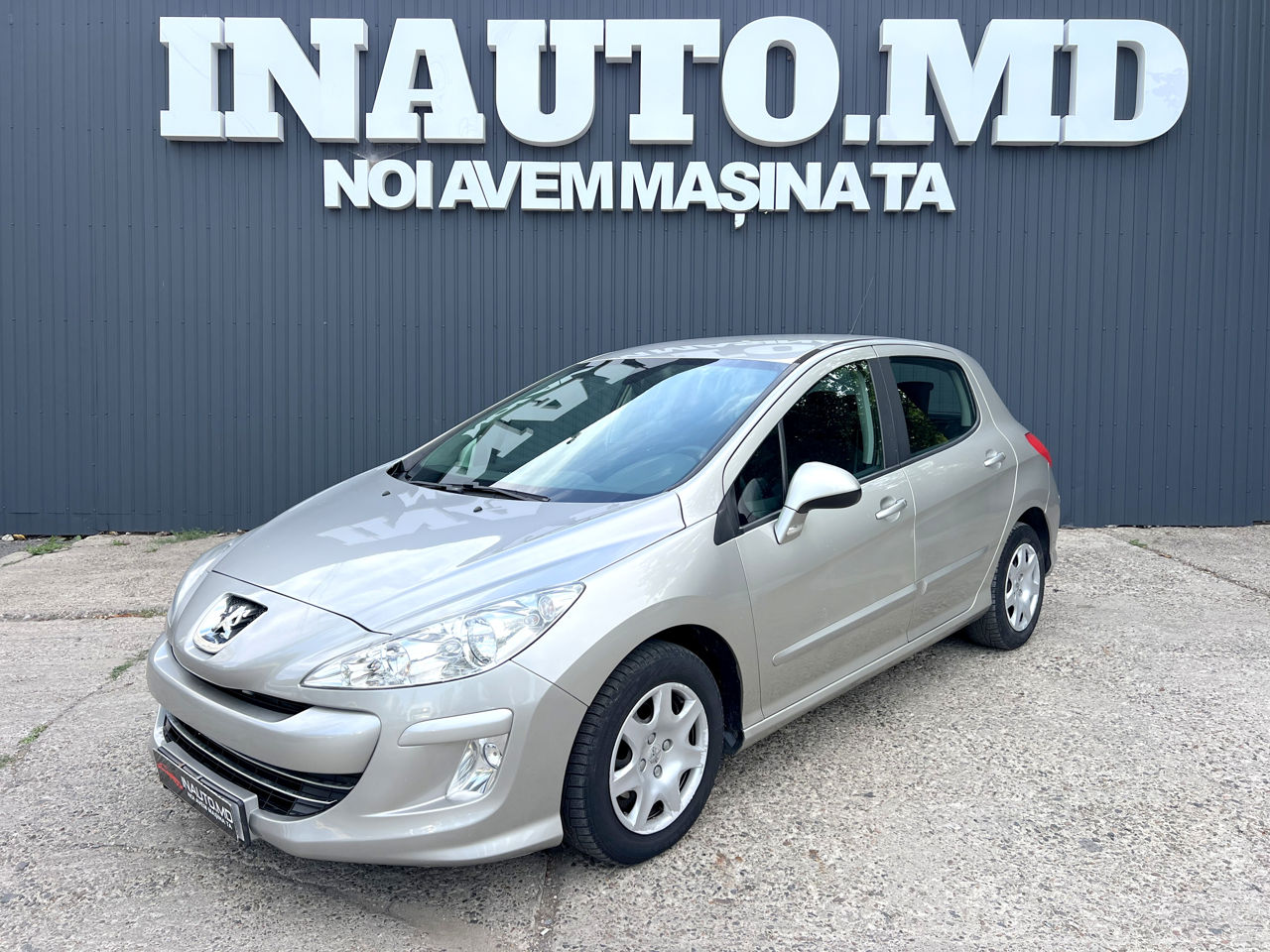 Peugeot 308 2010 — 1