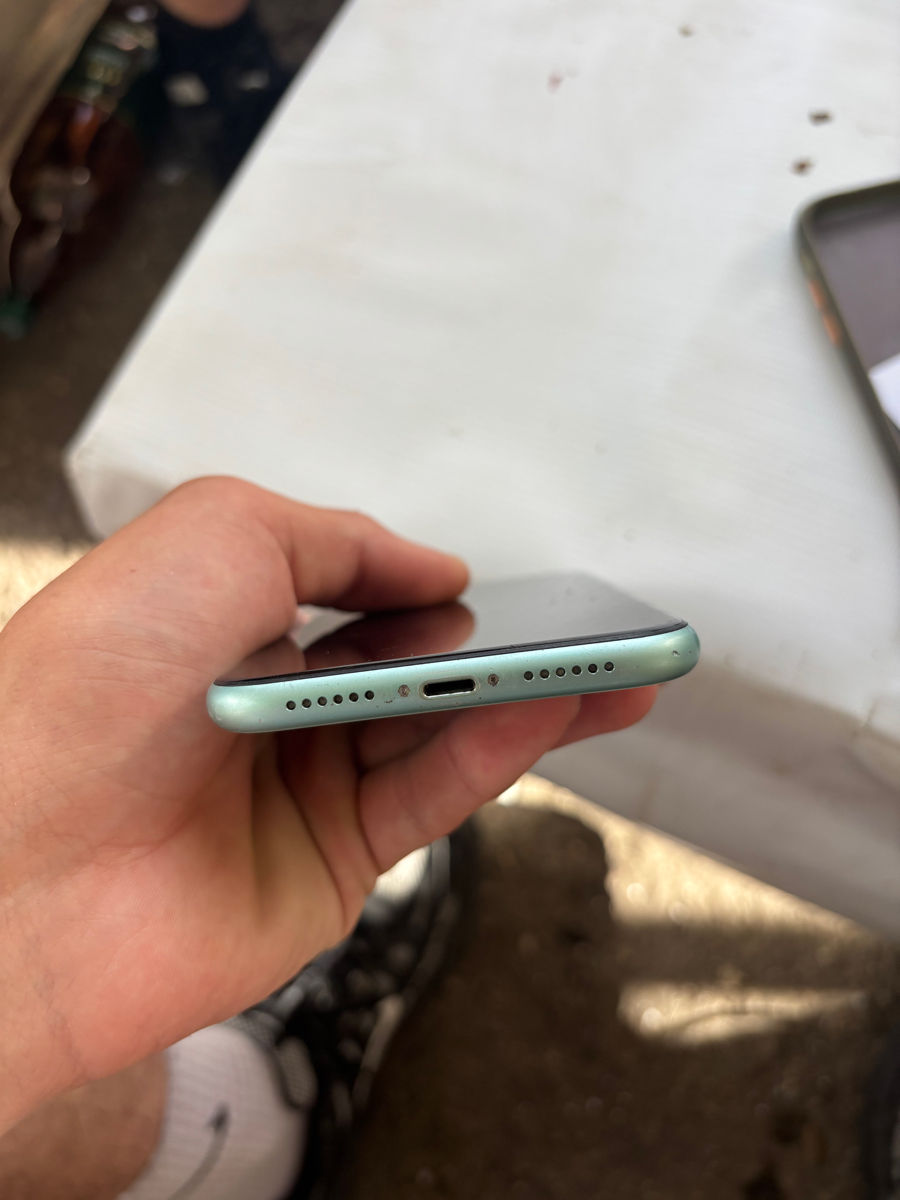 iPhone 11 foto 2