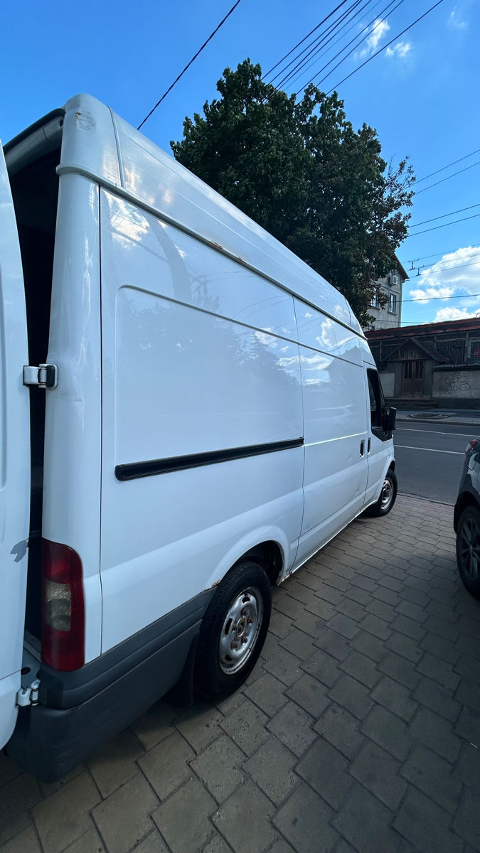 Ford Transit foto 1