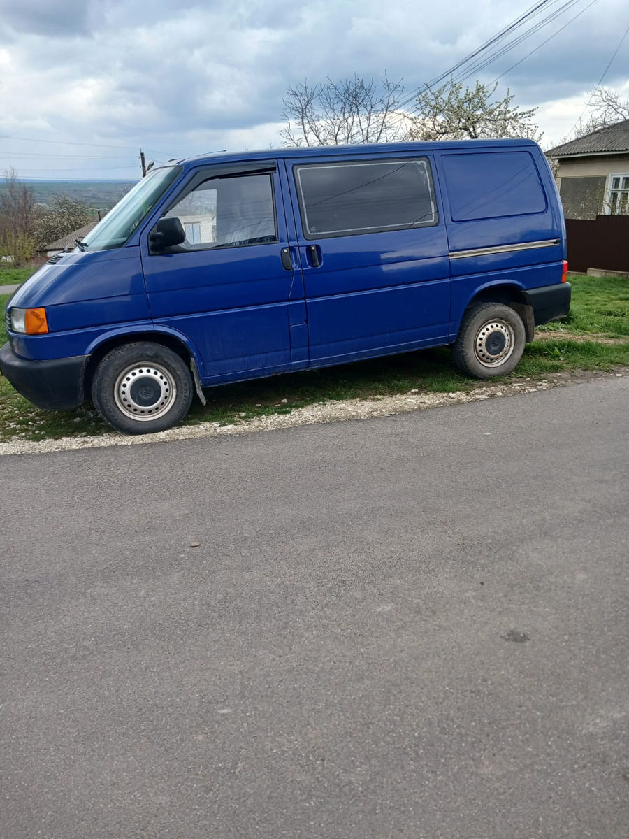 Volkswagen Transporter foto 1