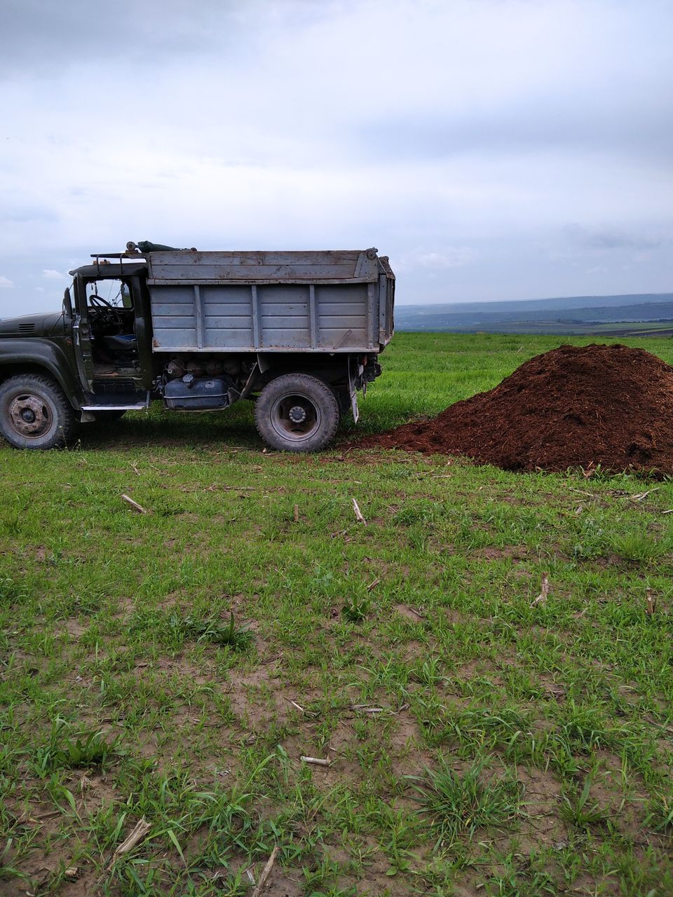 Peregnoi,torf pentru orice tip de pamint.Imbogatirea pamintului cu ingrasaminte si fertilizare . foto 0