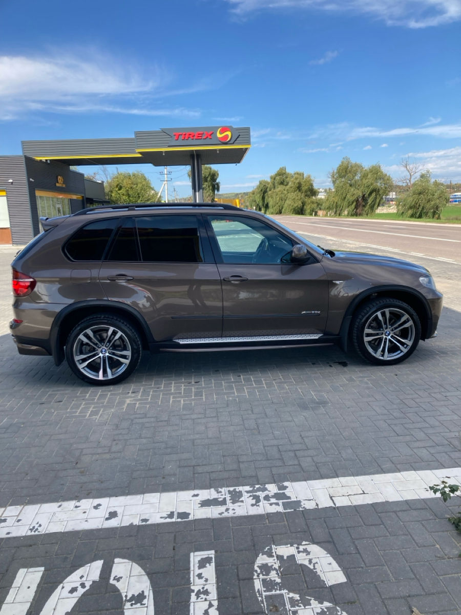BMW X5 2010 г. с пробегом 210000 км, Дизель, 22500 €