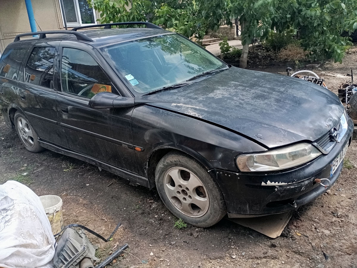 Opel Vectra foto 2