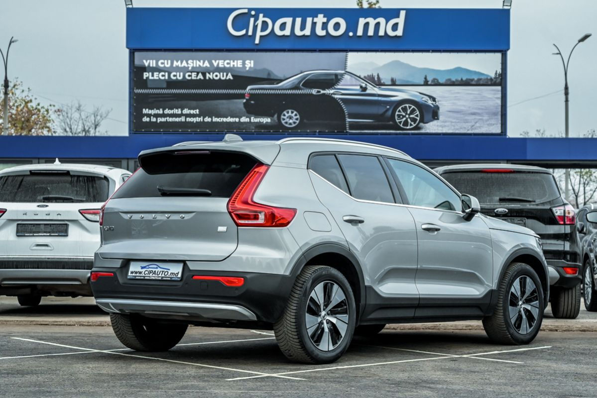 Volvo XC40 foto 1