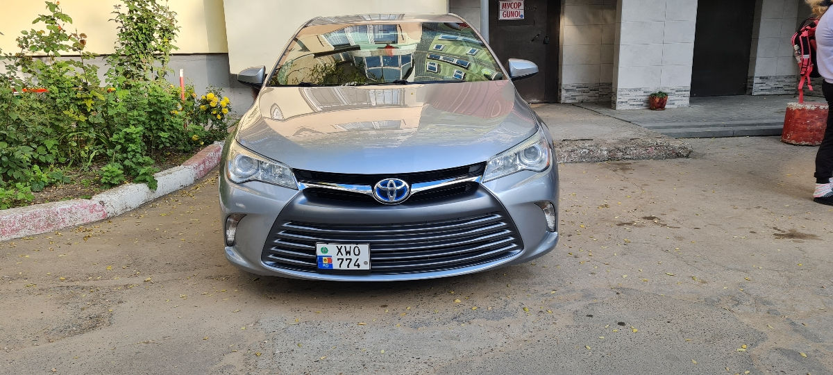 Toyota Camry foto 1