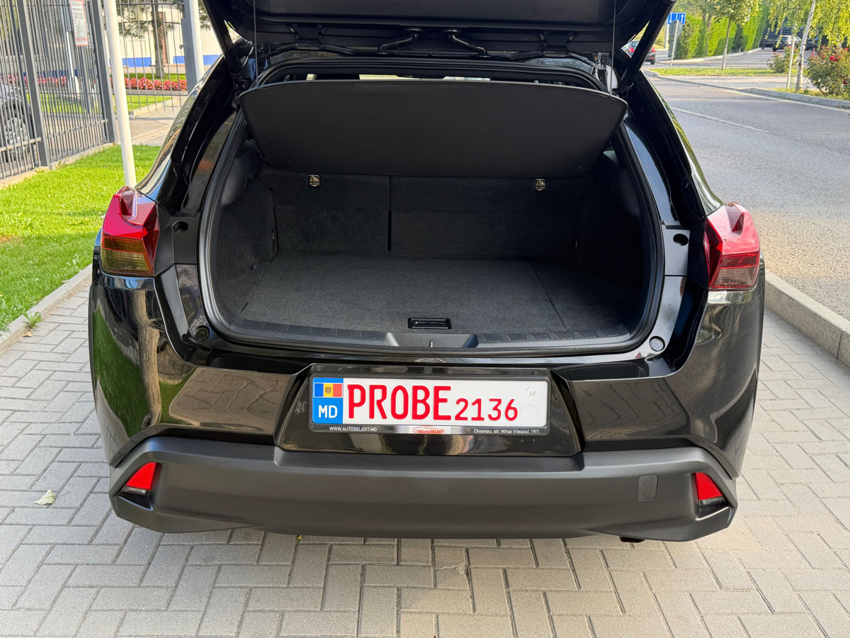Lexus UX 2020 photo 12