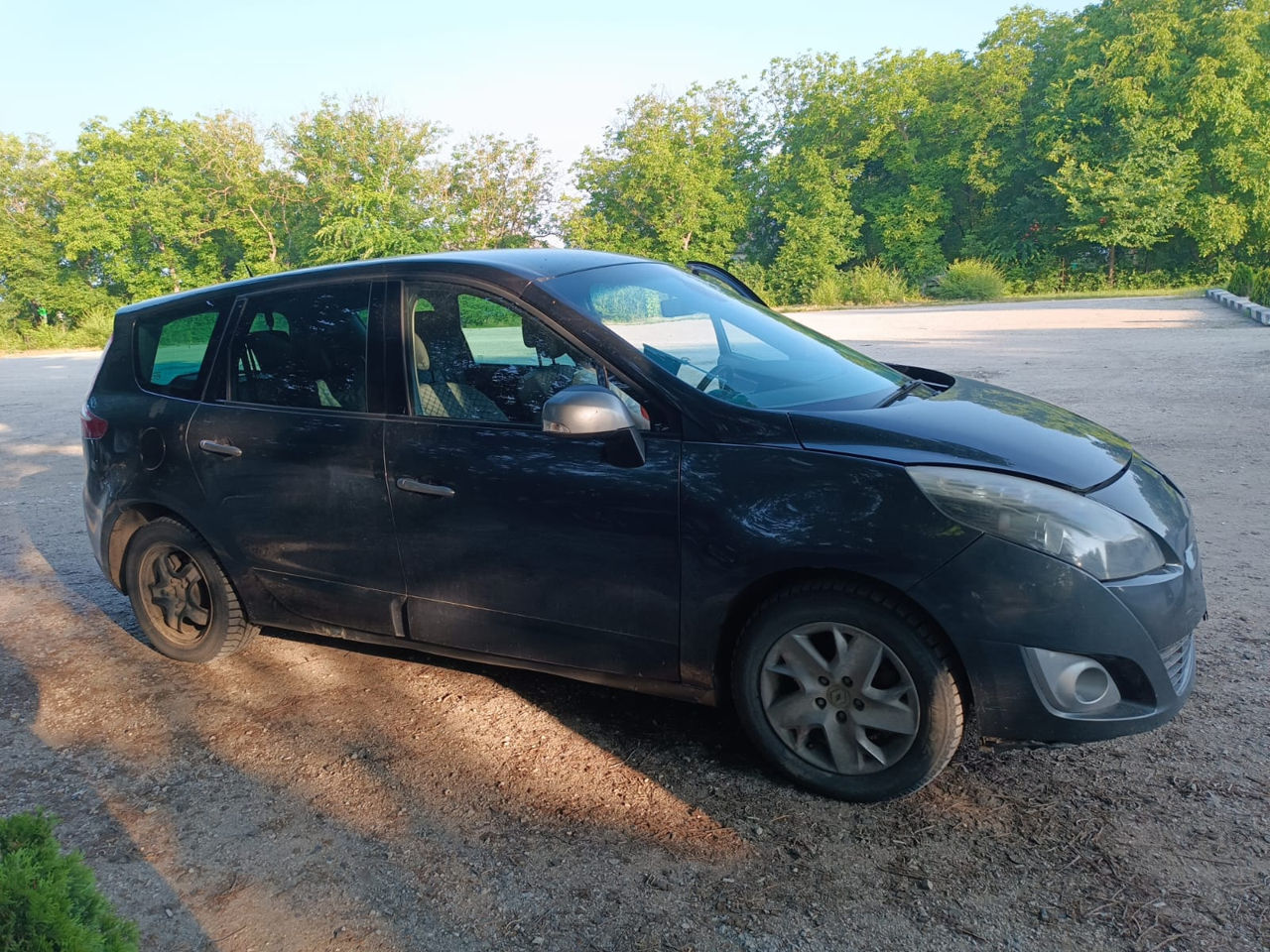Renault Grand Scenic foto 0