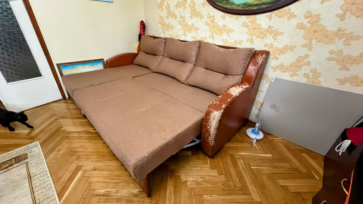 Vând canapea second hand în stare bună. foto 3