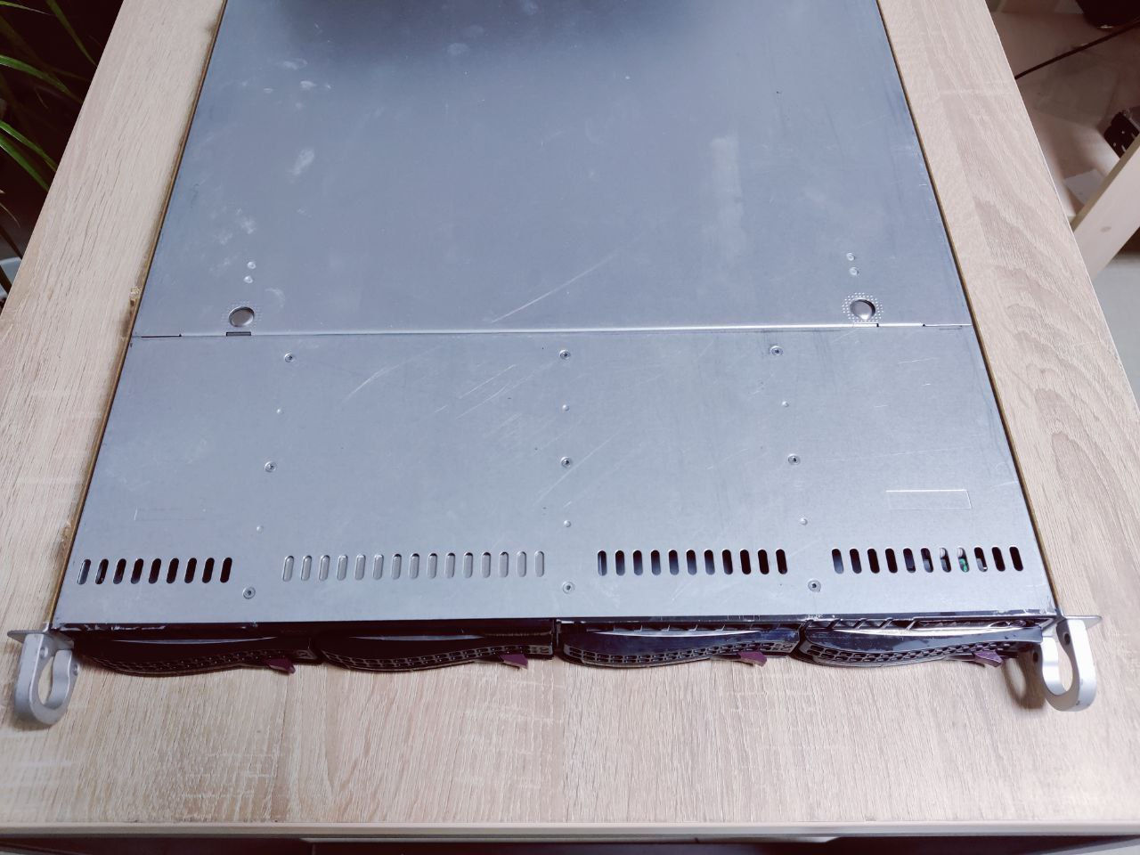 Продам сервер Intel Xeon E3 1280v2 - 32 GB RAM - 4 BAY 3.5 фото 4