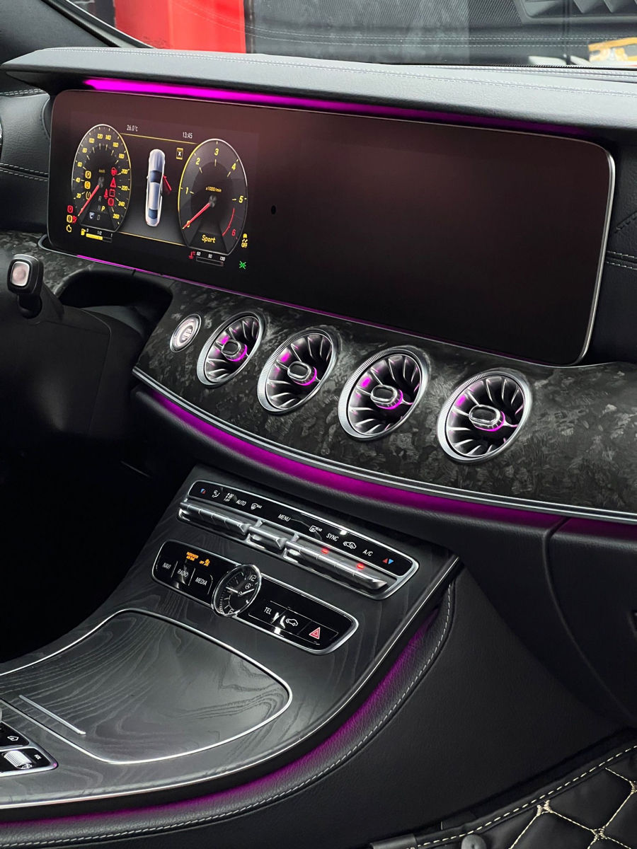 Mercedes E-Class Coupe foto 8