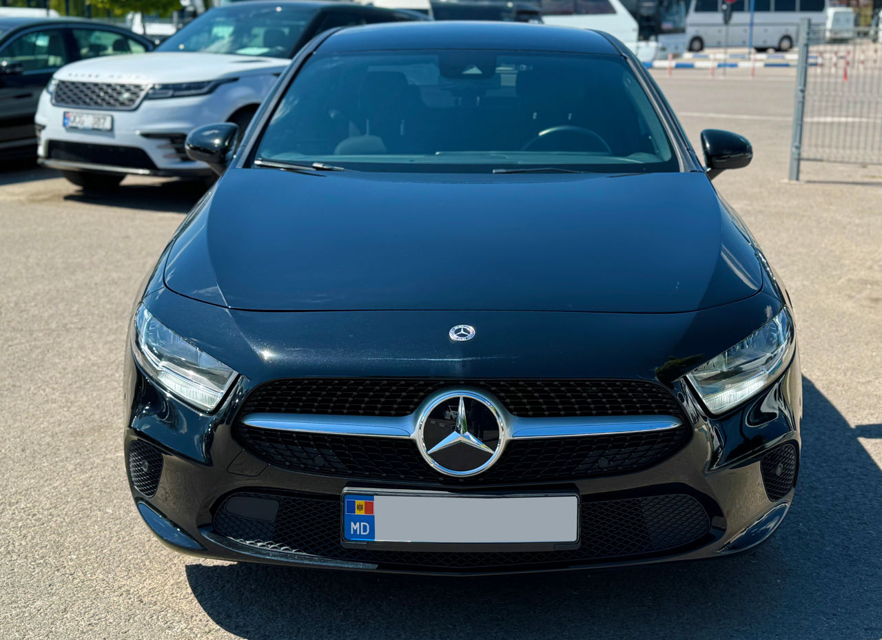 Mercedes A-Class foto 1