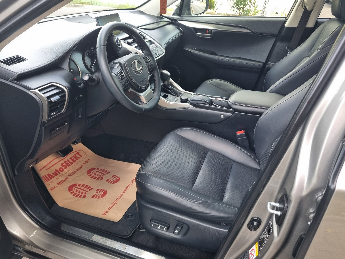 Lexus NX Series 2014 photo 9