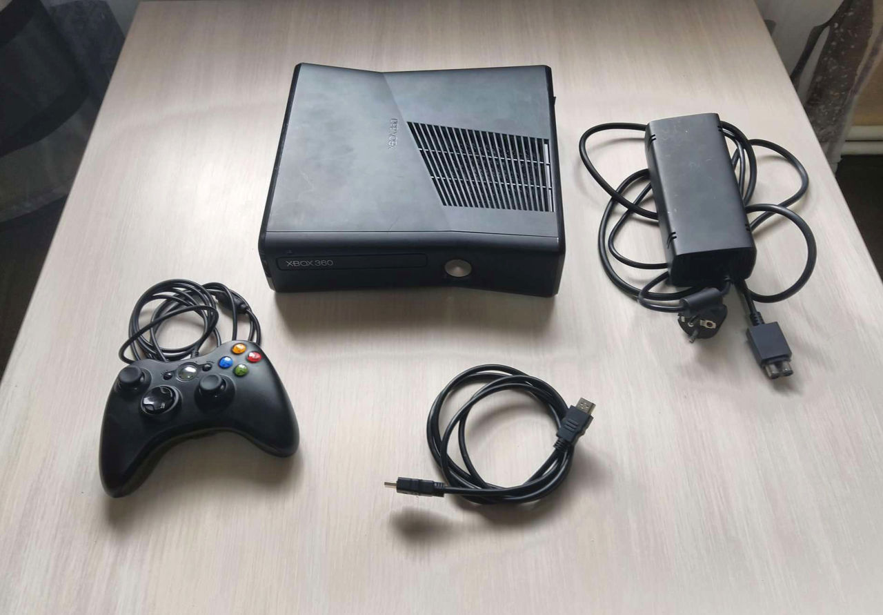 Xbox X360 Slim - 500 Gb - Freeboot С Играми