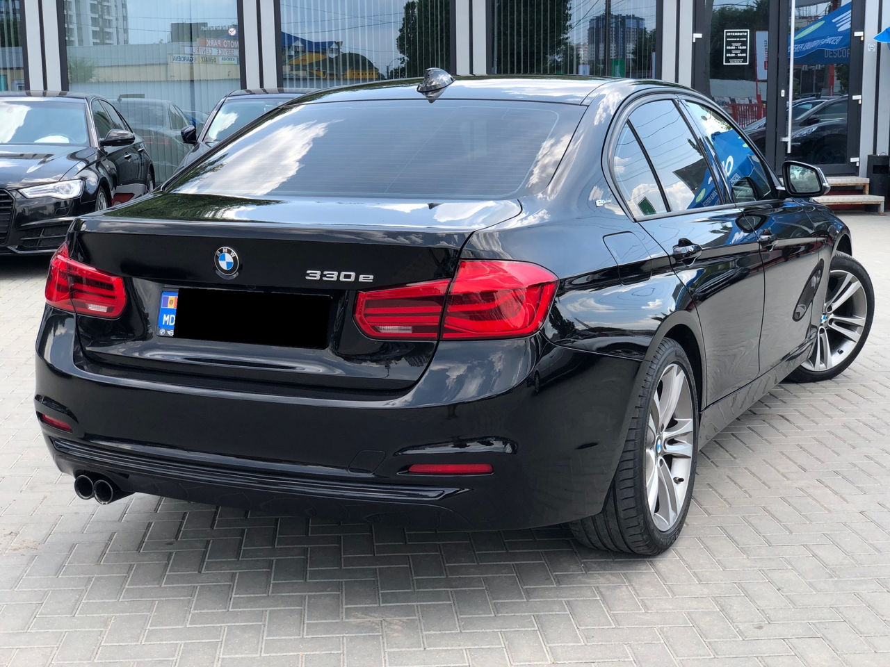 BMW 3 Series foto 3