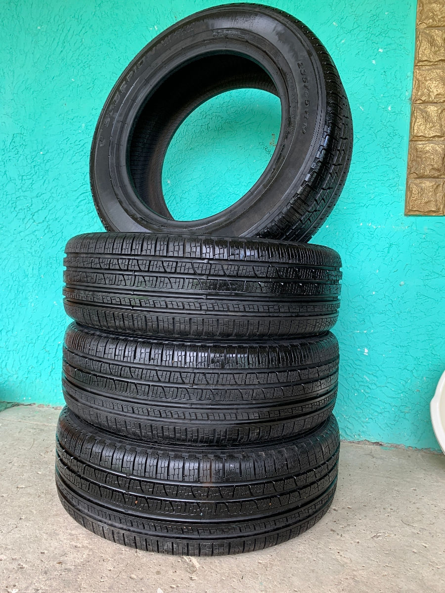 235/65/19 Pirelli Scorpion Verde All-Season