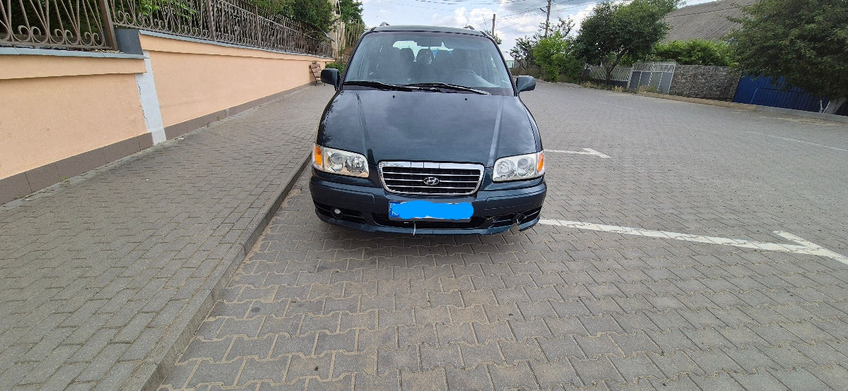 Hyundai Trajet фото 0