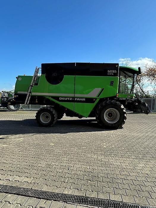 Deutz-Fahr 6095 HTS foto 2