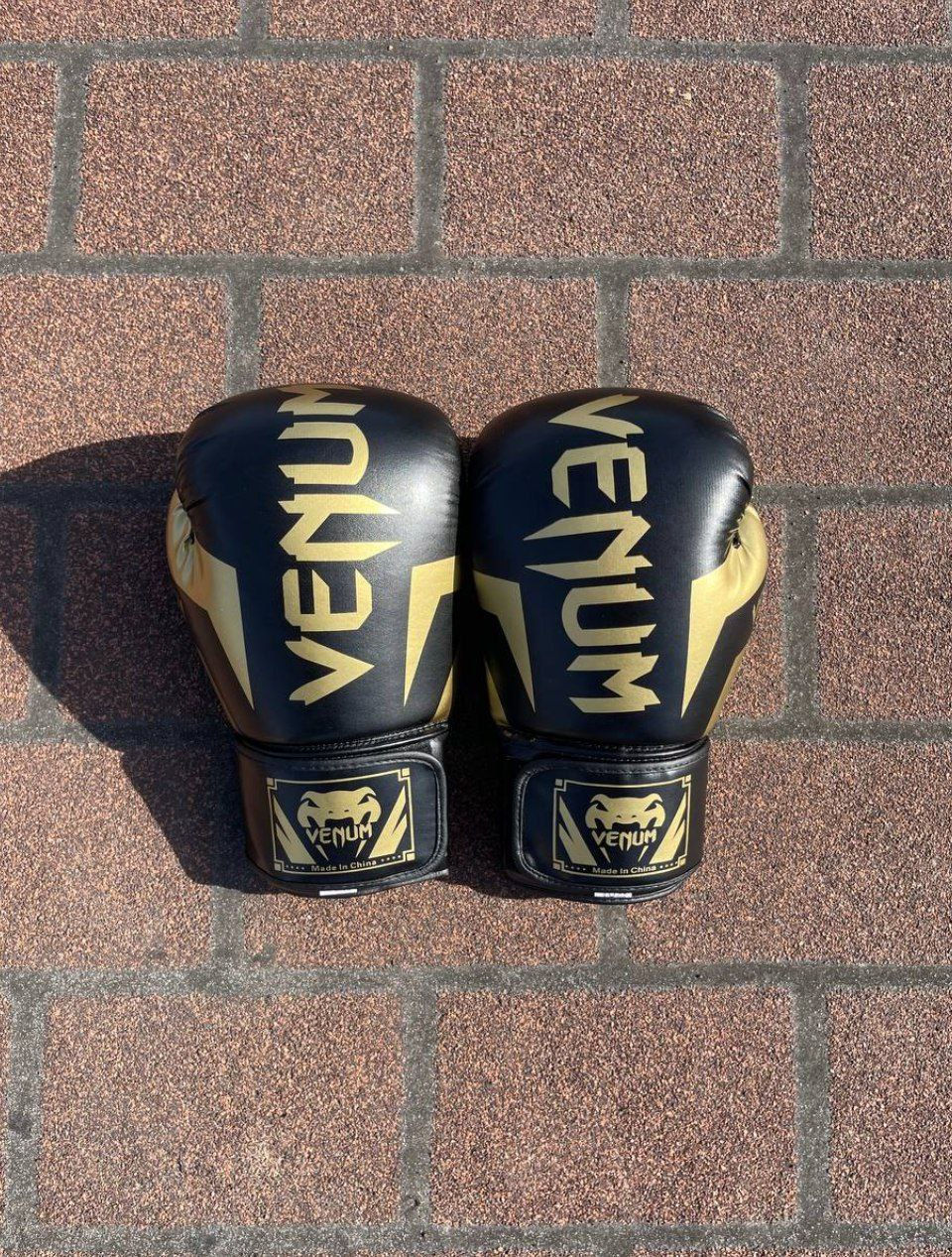 Manusi de Box Venum foto 0