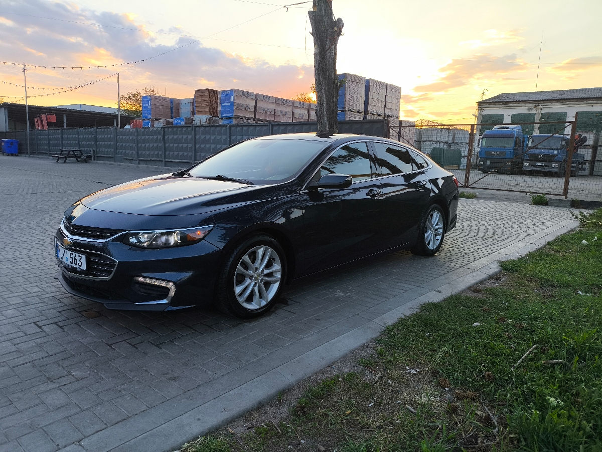 Chevrolet Malibu фото 2