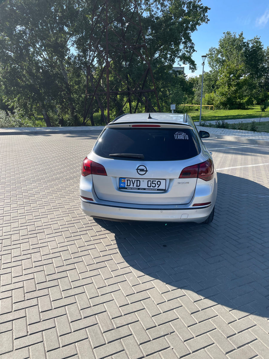 Opel Astra foto 1