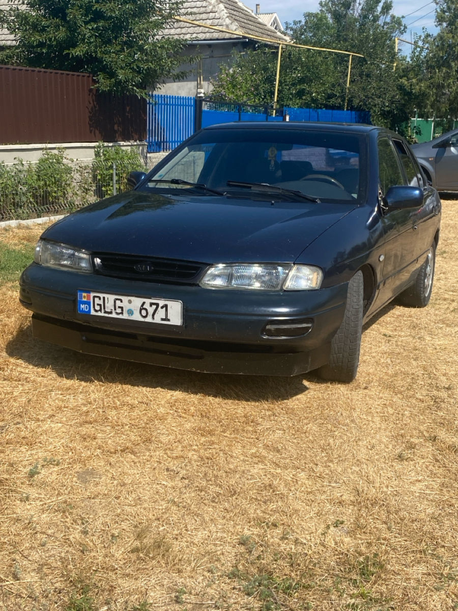 KIA Sephia foto 0