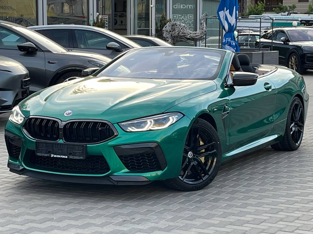 BMW M8 фото 0