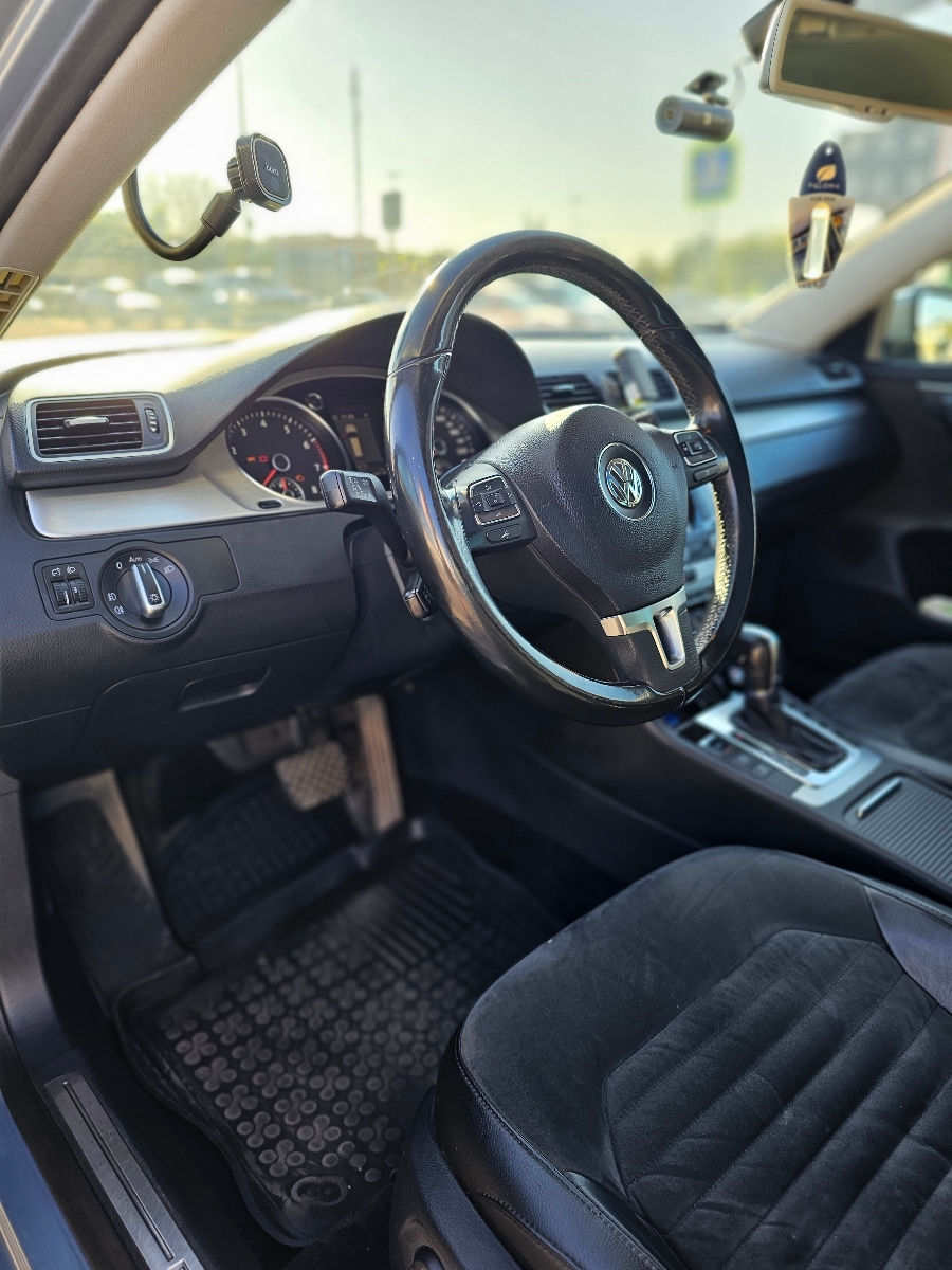 Volkswagen Passat foto 6