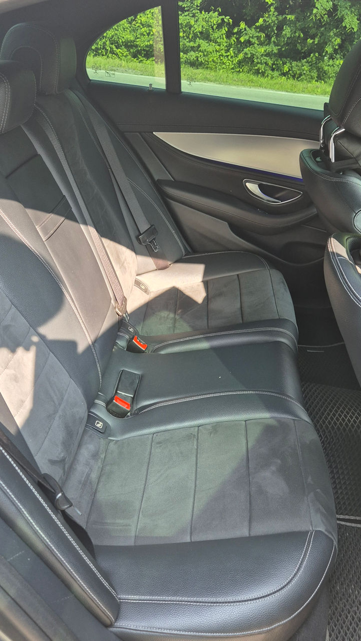 Mercedes E-Class foto 4