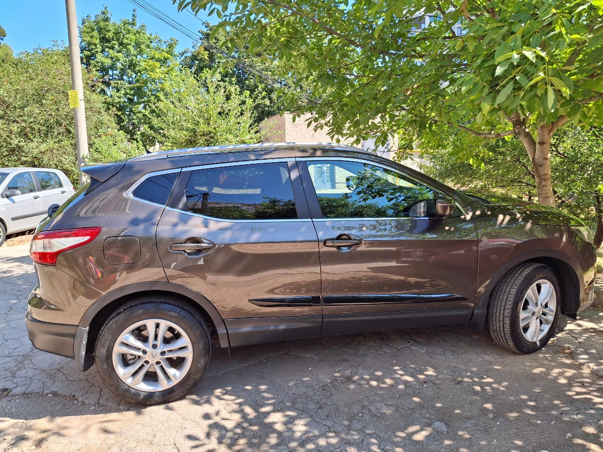 Nissan Qashqai foto 1