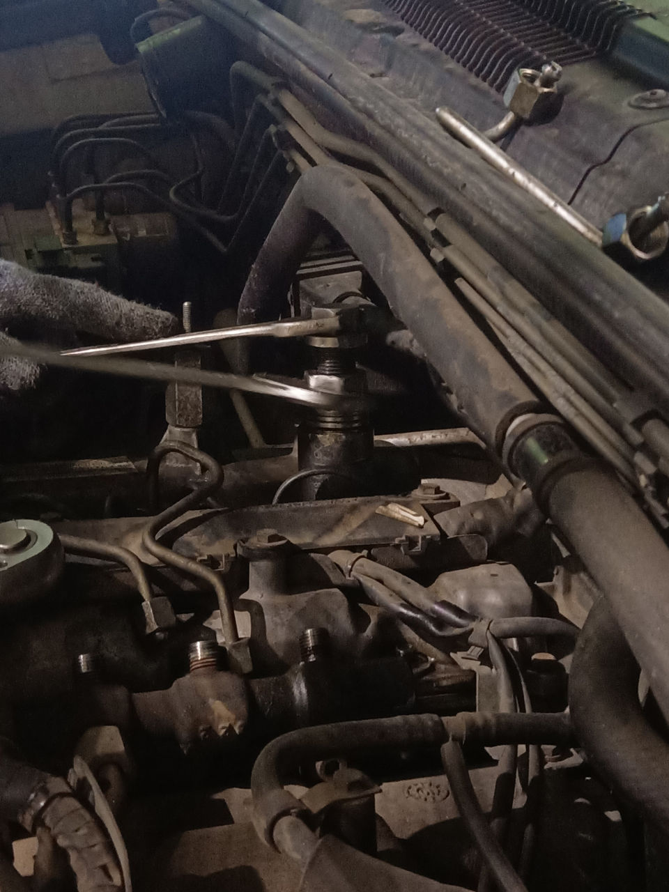 Reparatii motoare diesel, injectoare si pompe de injectie. Serviciul profesional Common Rail foto 2