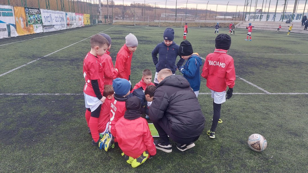 Joacă și Învățare prin Fotbal – Primul Pas către Succes! foto 0