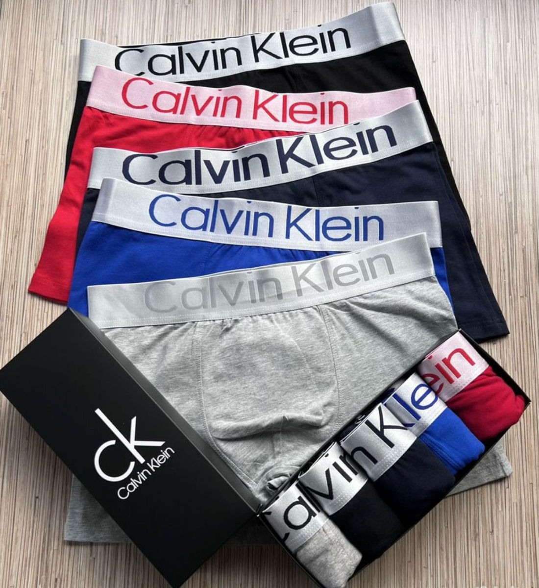 Нижнее бельё Calvin Klein foto 5